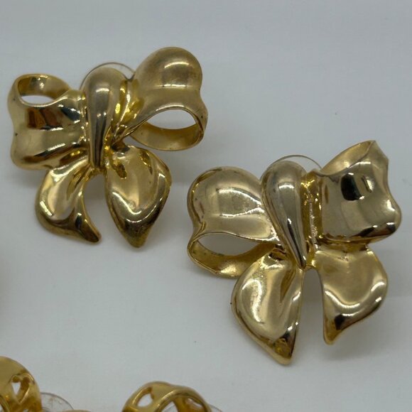Vintage Gold-Tone Heart & Bow Pierced Earrings Set Statement Vintage - Picture 4 of 11